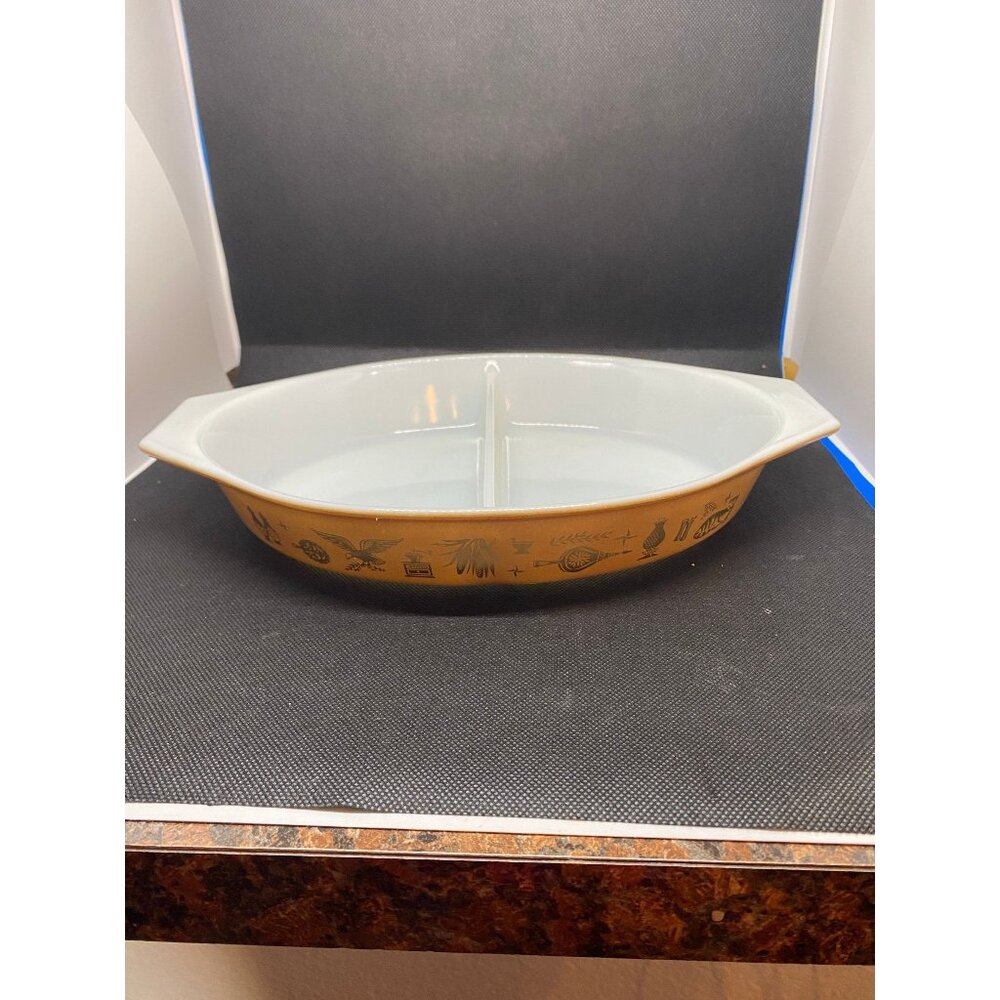 Pyrex Early America Pattern Brown Divided Casserole Dish Oval